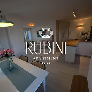 Rubini - Modern In The Heart Of Old Apartment