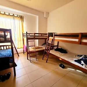 Dxb Backpackers Дубай