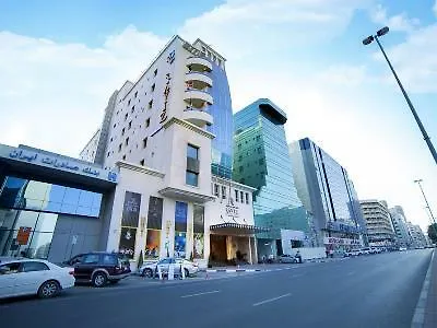 Raviz Center Point Hotel Ντουμπάι